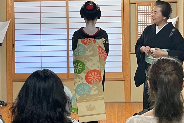 Kyoto: Incontra la geisha maiko con il tour a piedi di Gion
