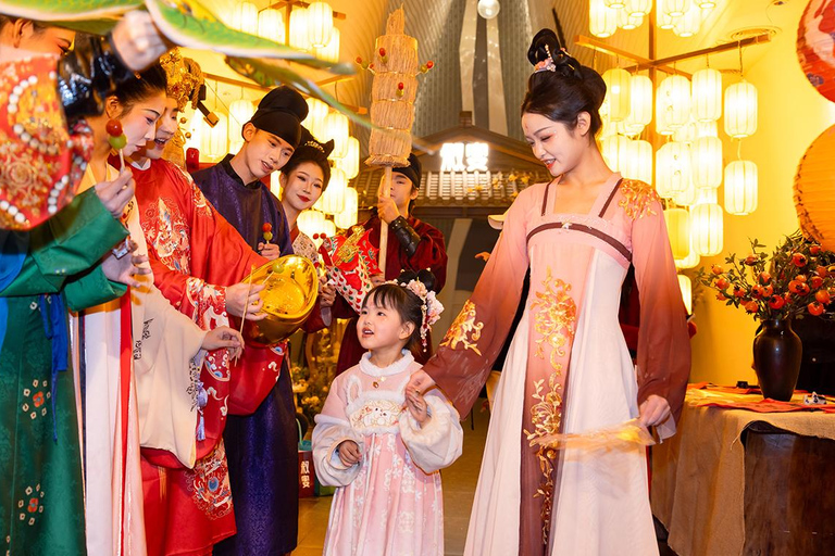 Shanghai: Xuyan Immersive Tang Banquet with Show - All Lands ALL LANDS Themed Dinner Regular Seat