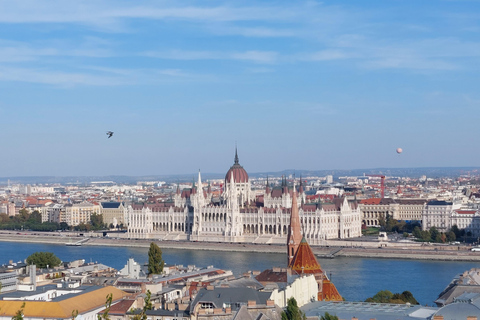 Budapest: Tour privato della città con guida localeTour di 3 ore in inglese