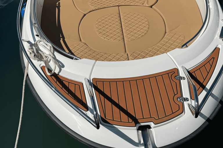 Manilva: Self-Drive Boat Rental with License