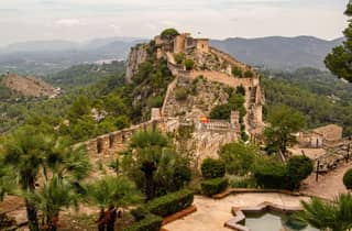 Ab Valencia: Tagestour zur Burg Xàtiva und in die mittelalterliche Stadt