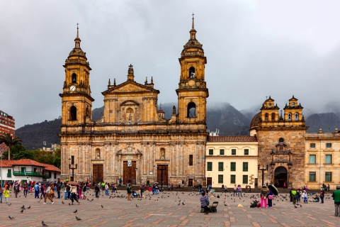 Bogotá: Visita Religiosa GuiadaOpción Estándar