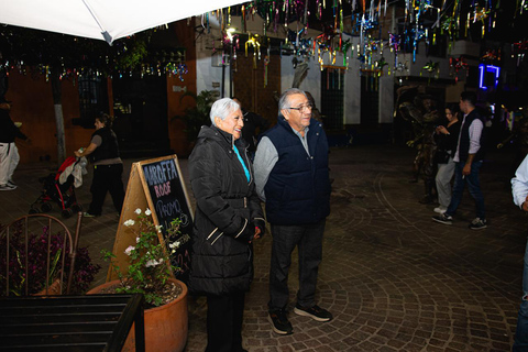 Guadalajara: Guided Tlaquepaque Night Tour with Hotel Pickup