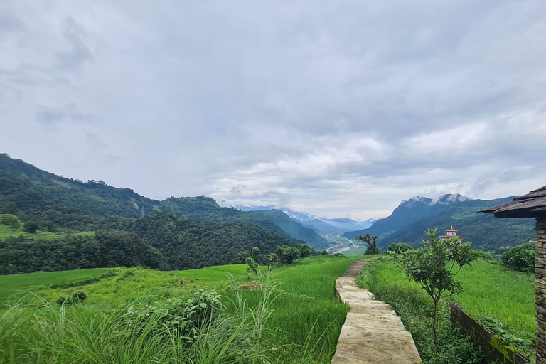 Pokhara: dagwandeling naar het Australische kamp en het dorp Dhampus