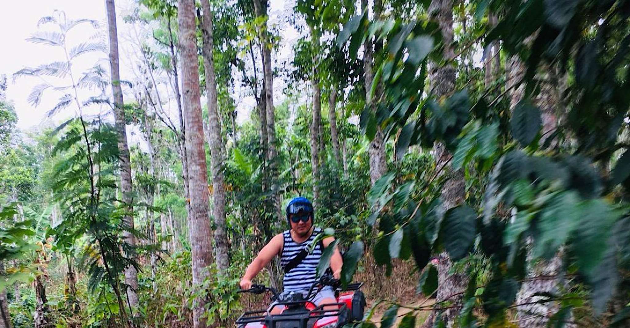 Munduk, divertida aventura en bicicleta cuádruple con cascada natural - Housity