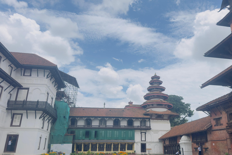 Kathmandu: 5 Days Glimpses of Kathmandu & Nagarkot Tour.