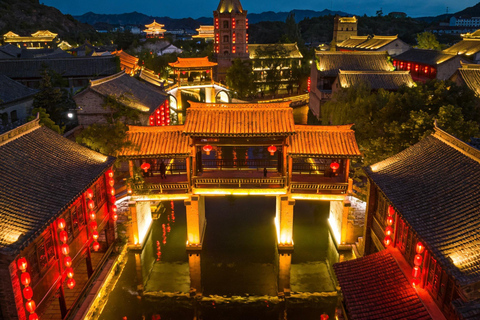 Beijing: Great Wall & Gubei Water Town Day to Night Tour Private Group Gubei Water Town & Simatai Great Wall Day Trip