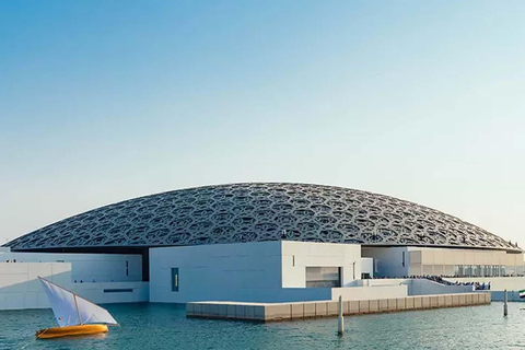 Private Abu Dhabi City Tour from Dubai & Sheikh Zayed Mosque This tour option includes a German-speaking tour guide