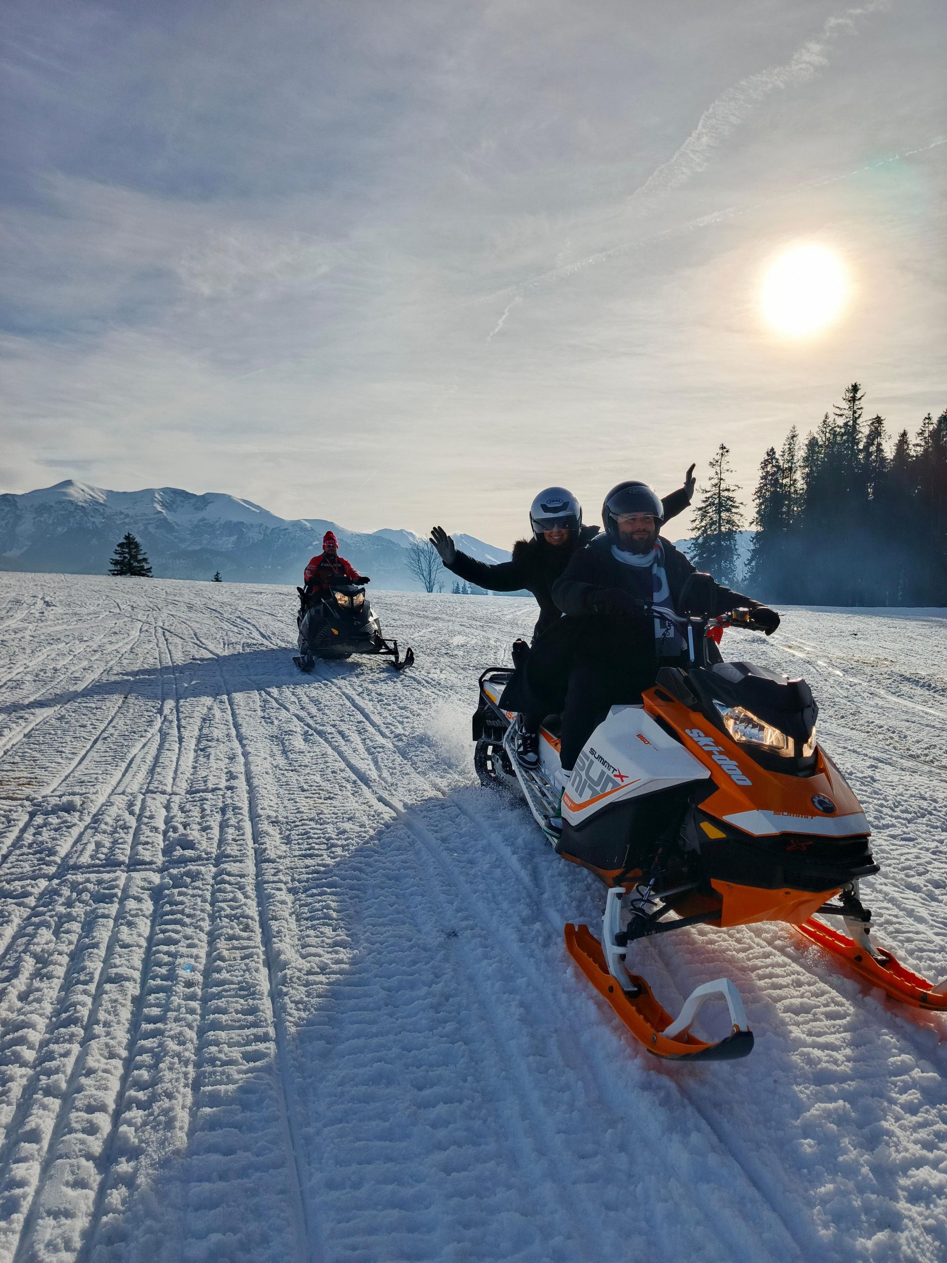 Krakau: Ganztagestour Schneemobil & Thermalbäder Zakopane