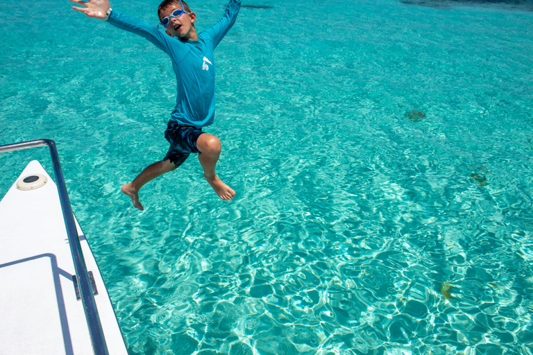 Isla Mujeres, Snorkelen en Catamaran Party CruiseTour met vervoer inbegrepen