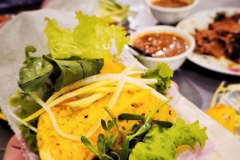 Da Nang: Taste Michelin-Recommended Street Food Like a Local Join-in Tour