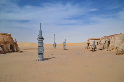 Von Djerba / Zarzis aus – 2-tägiger Ausflug nach Tozeur und zu den Berg-OasenVon Djerba / Zarzis – Ausflug nach Tozeur und zu den Berg-Oasen, 2 Tage