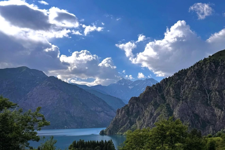 Best Of Tashkent: Premium Amirsoy, Chimgan and Charvak Lake Small Group Tour