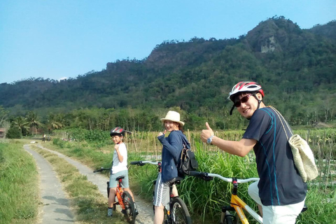 Borobudur tample, Cycling & Elo River Rafting Tour