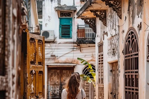 Walking tour in stone town