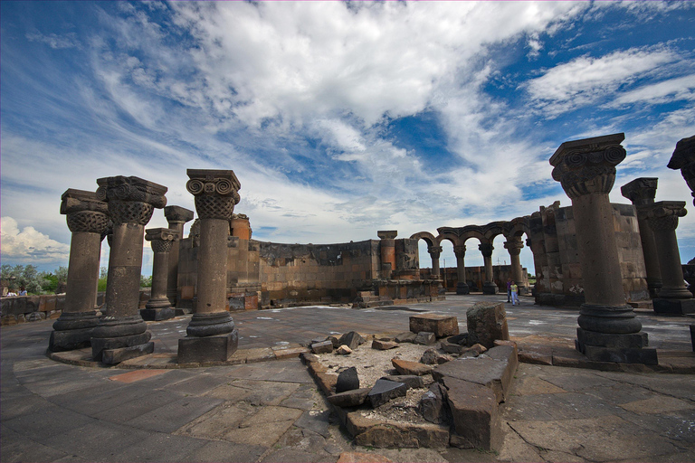 Passeio particular: Khor Virap, Echmiadzin, ZvartnotsKhor Virap, Echmiadzin, Zvartnots