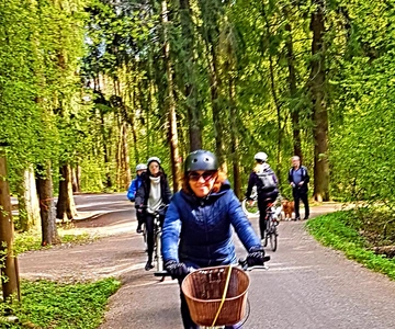 Helsinki: Bike or E-Bike Tour, BBQ, Sauna, Parks, and Forest