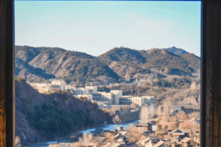 Beijing: Gubei Water Town Day-to-Evening Trip Beijing: Gubei Water Town Day-to-Night Experience Tour