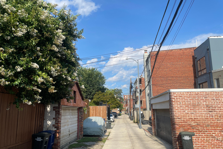 DC: tour gastronomico dei quartieri locali con DrinkEatWalk ToursDC: tour gastronomico nel quartiere con DrinkEatWalk Tours