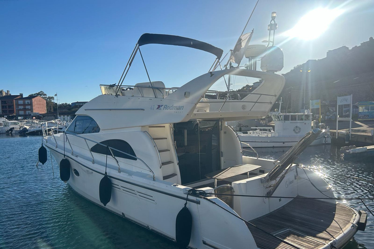 Excursión de un día en barco privado por la costa