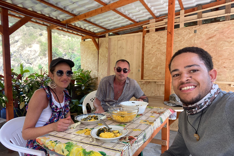 From the beach: Serra Malagueta hike with local lunch & visit to Assomada From the Beach: Serra Malagueta Hike with Local Lunch & Visit to Assomada