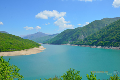 Gudauri: Zhinvali, Ananuri, and Gudauri Half-Day Tour