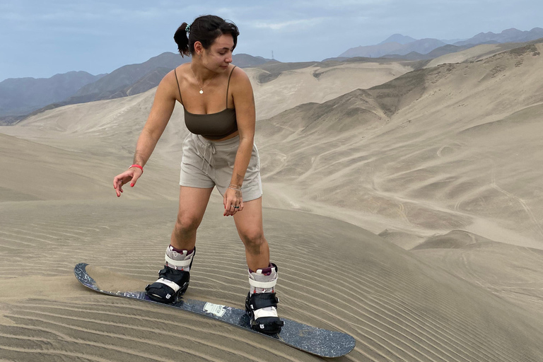 Lima: Sandboarding e passeio de jipe