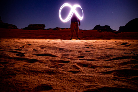 Von Amman: Petra, Wadi Rum und Totes Meer - 2-tägiger privater AusflugTransport und Unterkunft