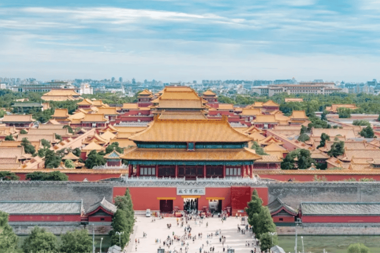The Forbidden City + Jingshan Park (English Tour Guides)