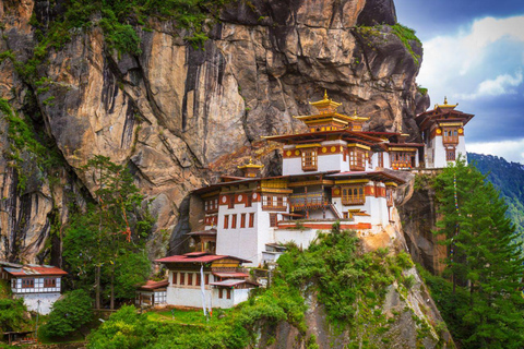 Bhutan's Splendors : Tour of Thimphu, Punakha and Paro