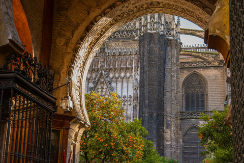 إشبيلية: جولة إرشادية في الكاتدرائية وبرج الخيرالدا مع التذاكر