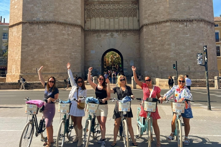 Valencia: Tägliche Stadtrundfahrt mit Fahrrad und E-Bike in einemFahrrad