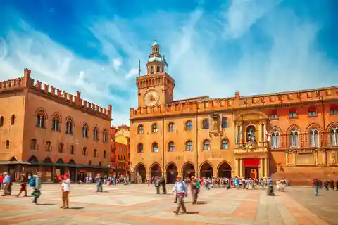Desde Florencia: Excursión culinaria de un día a Bolonia con degustaciones locales