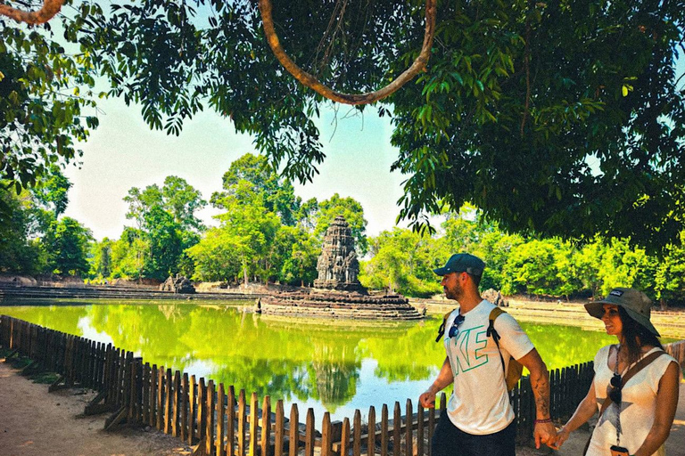 Siem Reap: Private Angkor Wat Tuk-Tuk Tour (English Driver) 5-8 Hours: Angkor Wat - Top 3 Temples & More (Flex-Start)