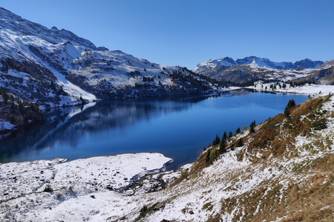 Excursión a los cuatro lagos de Engelberg: una aventura alpina inolvidableLa excursión de los cuatro lagos de Engelberg: una aventura alpina inolvidable