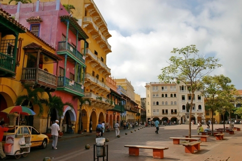 Cartagena: wycieczka z przewodnikiem, z klasztorem La Popa i San FelipeCartagena 4-godzinna wycieczka z przewodnikiem po mieście