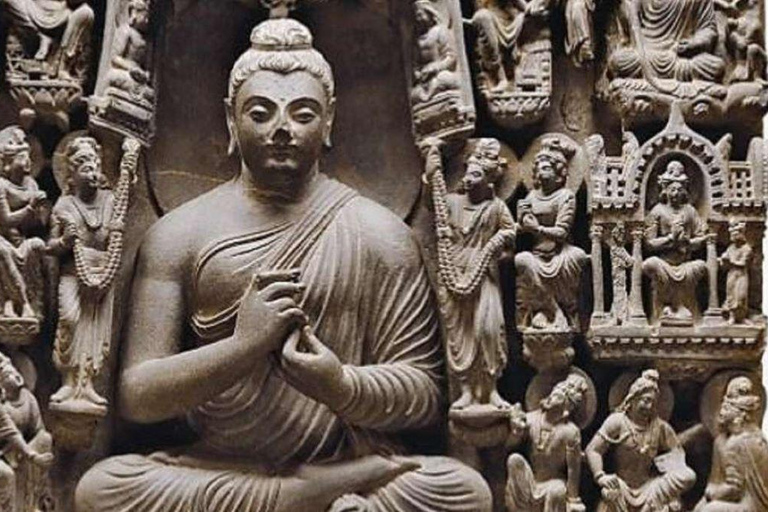 Overnight Bodhgaya Tour From Mumbai with Return Flight Only Transport and Professional Guide (Without Hotel)