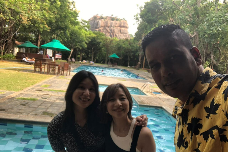 From Airport: 2-Night Sigiriya and Kandalama with Kandy Drop