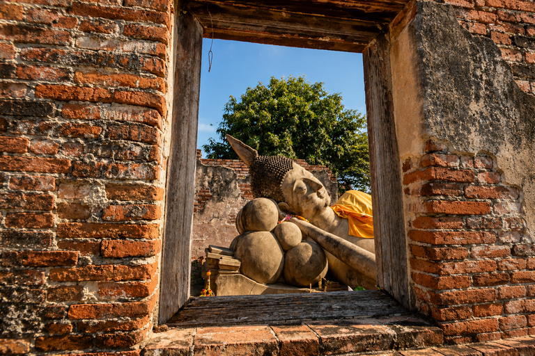 Ayutthaya Island Boat Experience with 3 Temple Stops