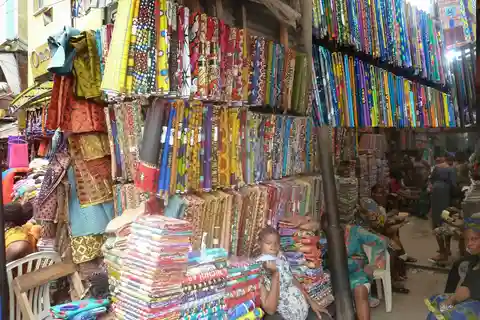 Guided Lagos Markets Tours