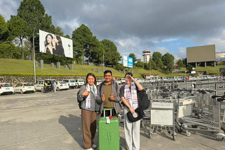 Willkommenstour in Kathmandu: Durbar-Platz &amp; kulturelle Dinner-ShowKathmandu: Durbar-Platz &amp; kulturelle Dinner-Show