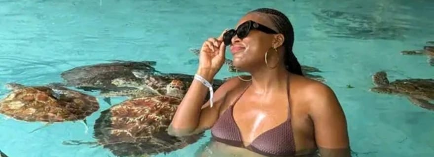 ZANZIBAR : Visite des dauphins, de la ferme aux épices et de la grotte de Salam