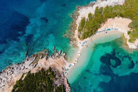 Tirana/Durres: Ksamil Blue Eye, Lekursi Castle & Boat Tour Boat tour included