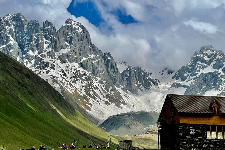 Região de Kazbegi: Caminhadas de um dia