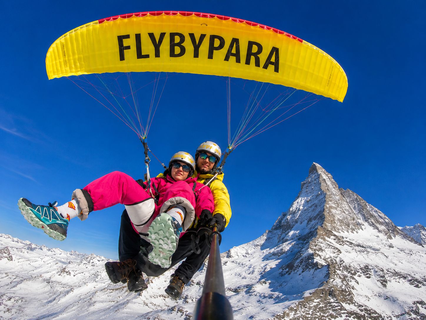 FLYMATTERHORN VIP – Premium-Tandem-Paragliding in Zermatt