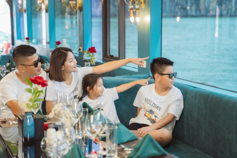 Zatoka Ha Long: Luksusowy jednodniowy rejs, jaskinie, kajak i lunch w formie bufetuZatoka Ha Long: luksusowe rejsy jednodniowe
