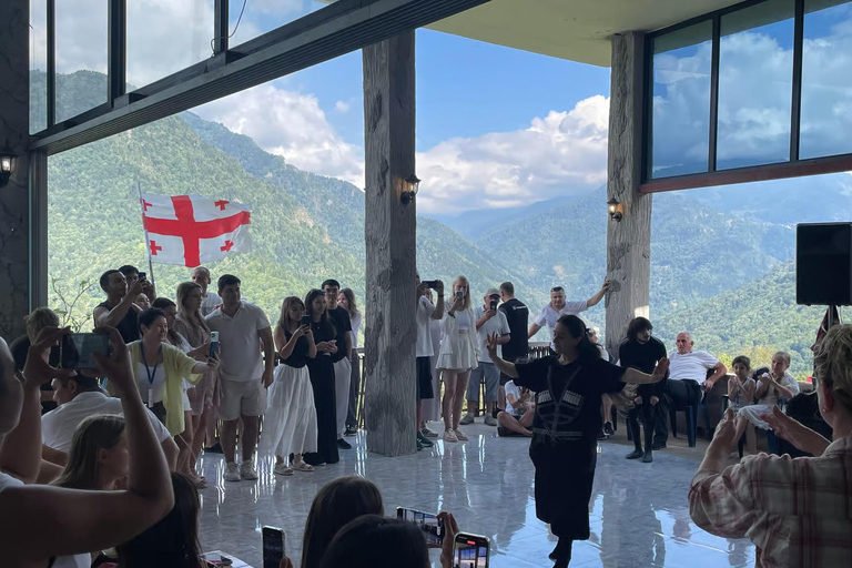 Batumi: Traditional Dinner, Wine & Dance with Waterfalls
