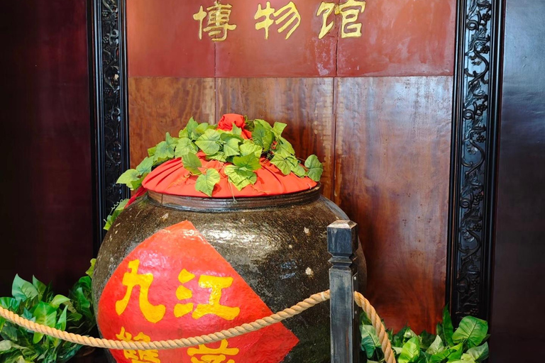 广州水乡、古镇和酒博物馆之旅中文或英文导游