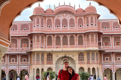 Jaipur: Stadtpass mit privatem Auto und Guide