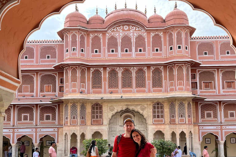 Jaipur: Stadtpass mit privatem Auto und Guide